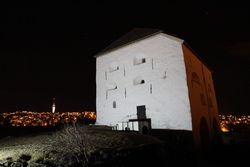 17-trondheim-at-night