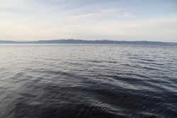 Pohled přes fjord