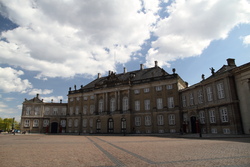 20-palace-of-queen